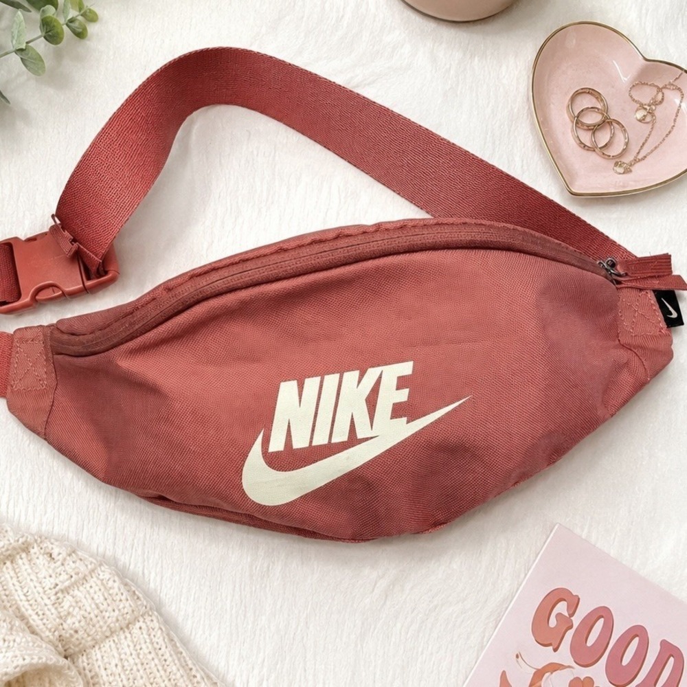 Nike Heritage Waist Pack Fanny Pack Pink Rose Dust Crossbody Belt Bag Zip